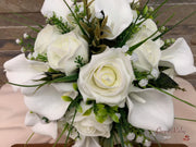 Calla Lily With Choice of Glitter/Plain Roses