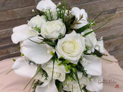 Calla Lily With Choice of Glitter/Plain Roses