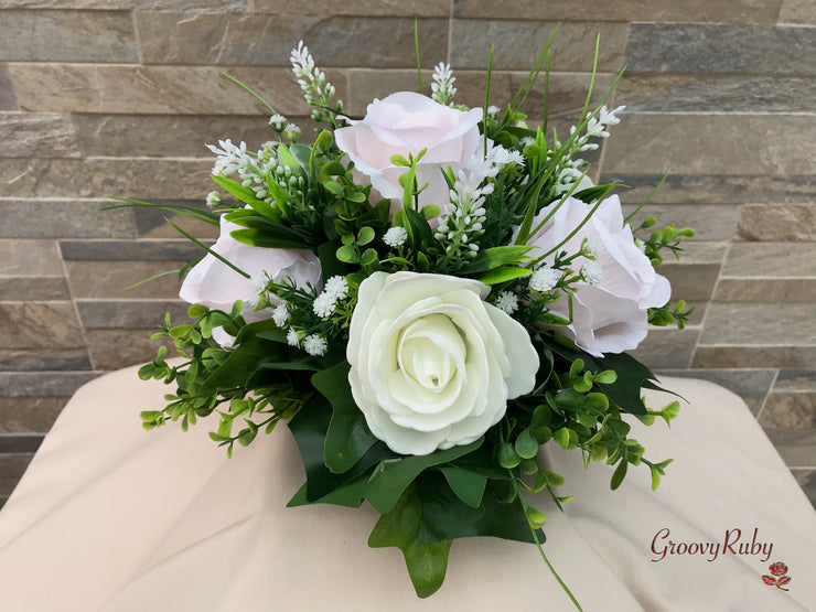 Fresh Look Blush Pink Roses With Heather & Gypsophila *Special Edition*