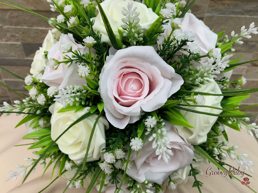 Fresh Look Blush Pink Roses With Heather & Gypsophila *Special Edition ...