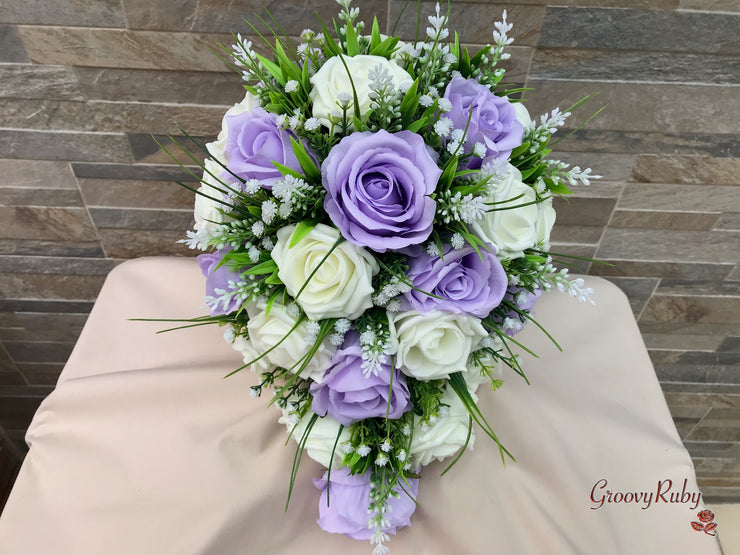 Fresh Look Ice Lilac Roses With Heather & Gypsophila *Special Edition*