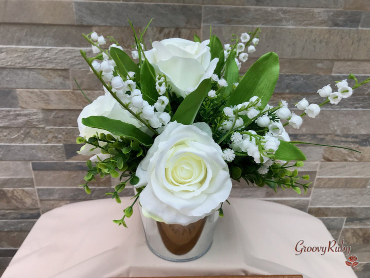 Fresh Look Ivory Roses With Lily of the Valley *Special Edition*