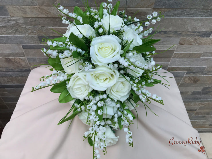 Fresh Look Ivory Roses With Lily of the Valley *Special Edition*