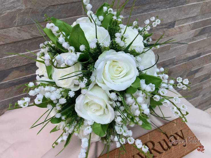 Fresh Look Ivory Roses With Lily of the Valley *Special Edition*