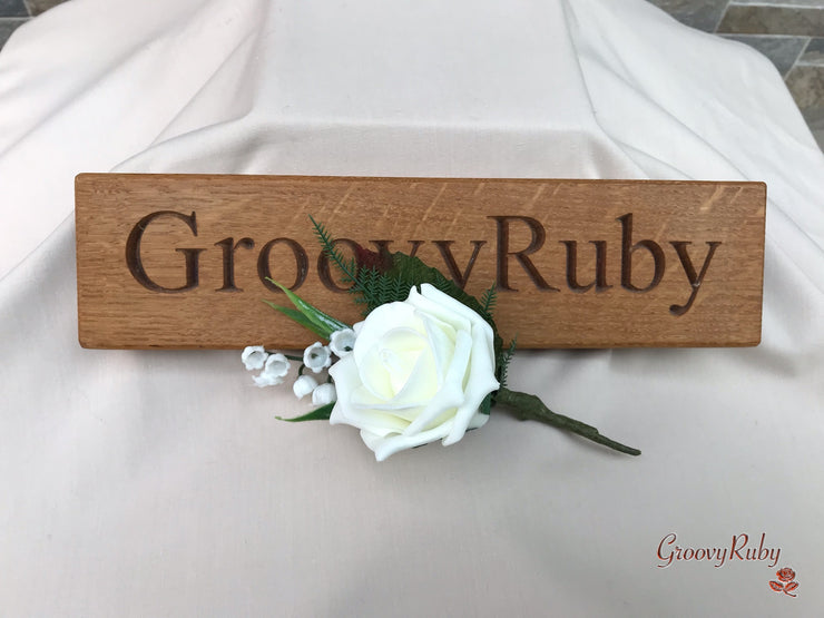 Fresh Look Ivory Roses With Lily of the Valley *Special Edition*