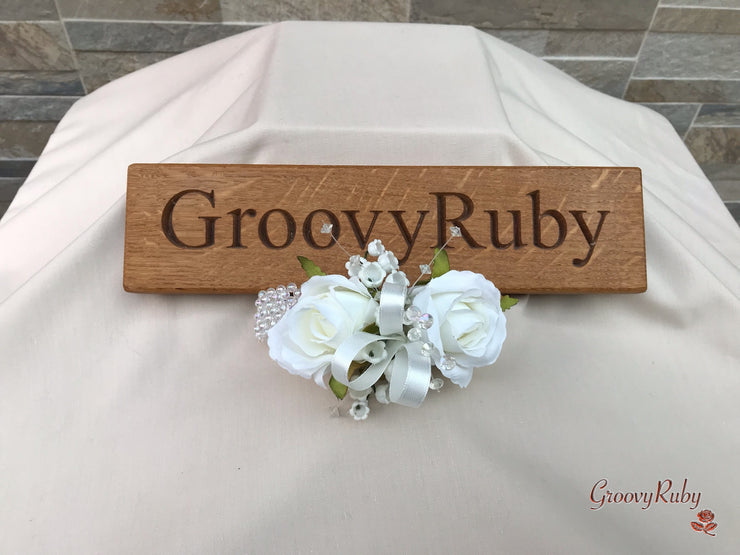 Fresh Look Ivory Roses With Lily of the Valley *Special Edition*