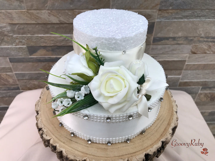 Fresh Look Ivory Roses With Lily of the Valley *Special Edition*
