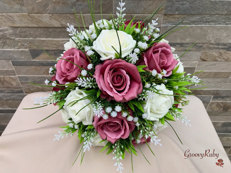 Fresh Look Rose Pink Roses With Heather & Gypsophila *Special Edition*