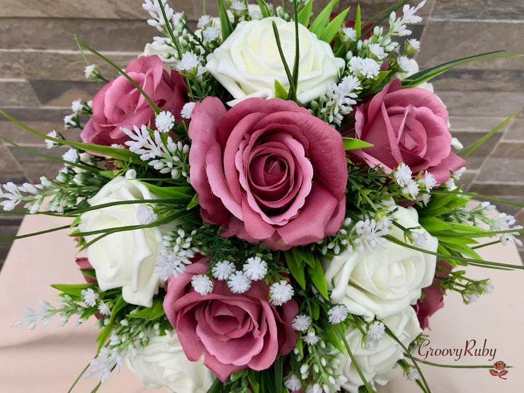 Fresh Look Rose Pink Roses With Heather & Gypsophila *Special Edition*