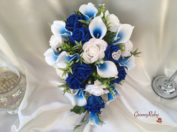 White & Blue Centred Calla Lilies With Roses & Heart Brooch