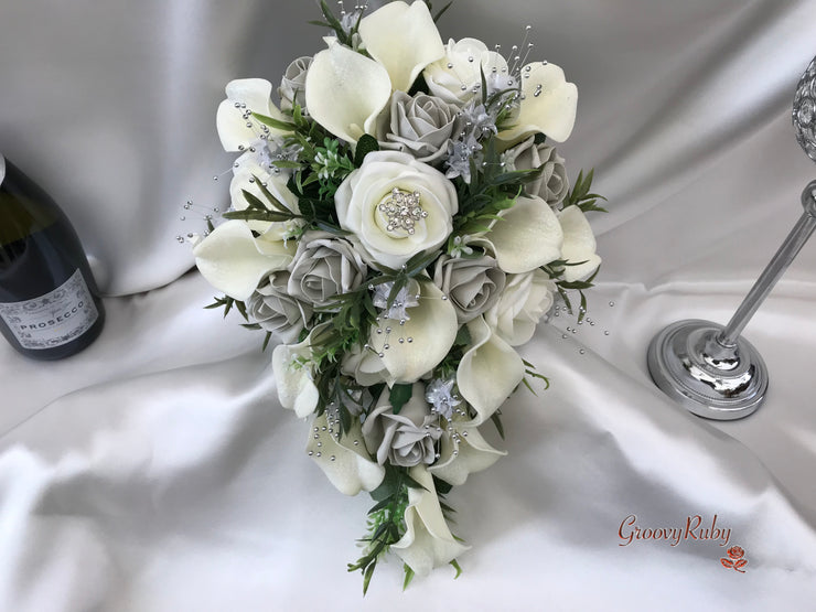 Glittered Calla Lily With Silver