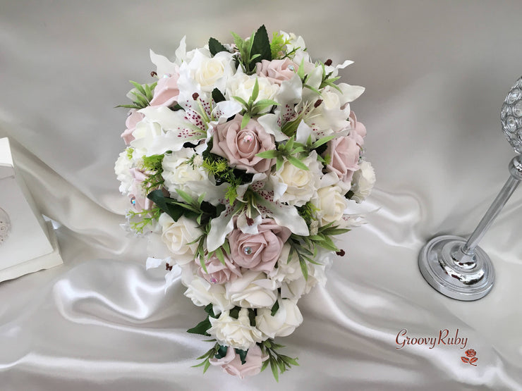 Small Tiger Lilies & Vintage Mocha Pink Roses With Foliage