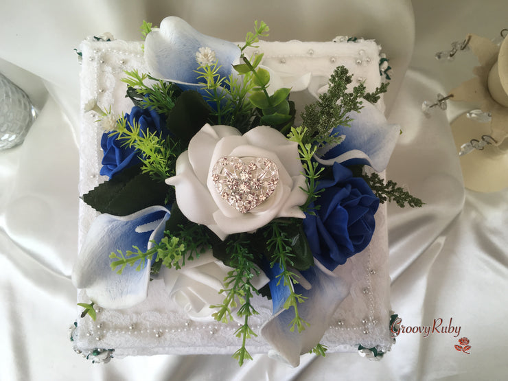 White & Blue Centred Calla Lilies With Roses & Heart Brooch