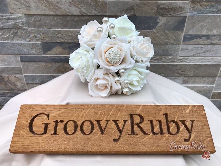 Champagne Roses With Pearl