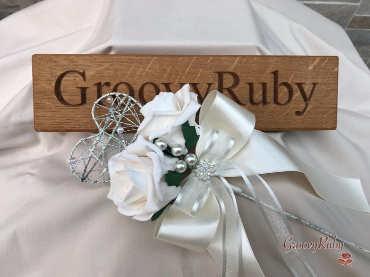 Champagne Roses With Pearl