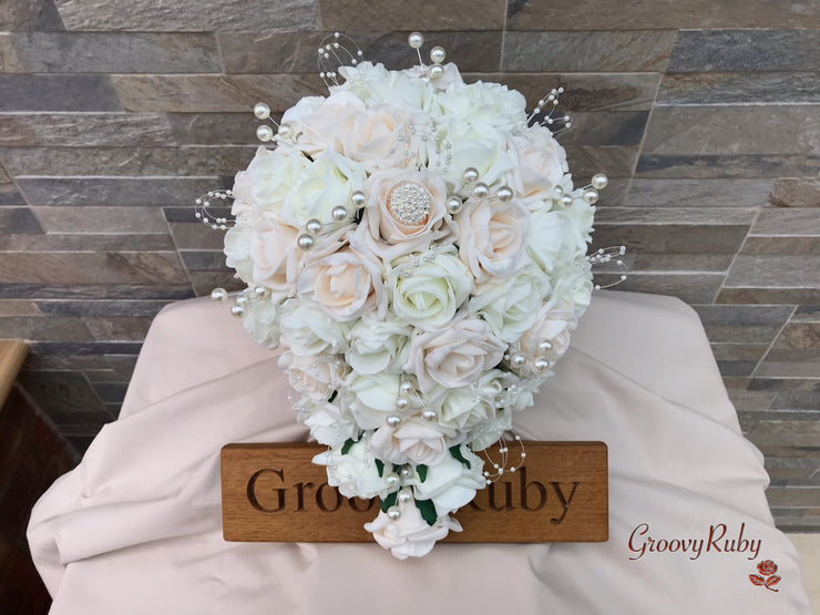 Champagne Roses With Pearl