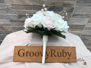 Champagne Roses With Pearl