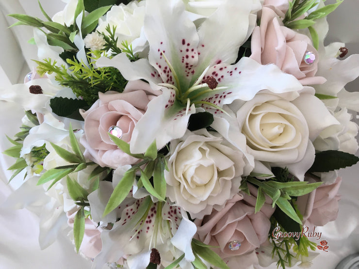 Small Tiger Lilies & Vintage Mocha Pink Roses With Foliage