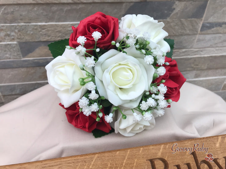 Light Red Roses With Gypsophila