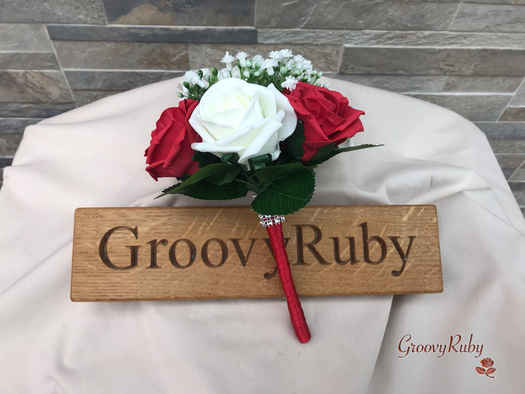 Light Red Roses With Gypsophila