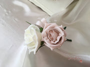 Mocha Pink Glitter Rose With Ivory Babies Breath