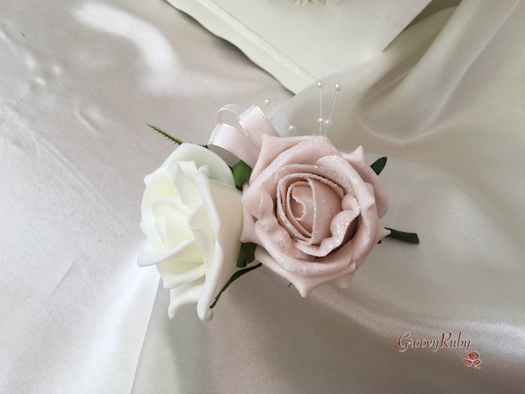 Mocha Pink Glitter Rose With Ivory Babies Breath
