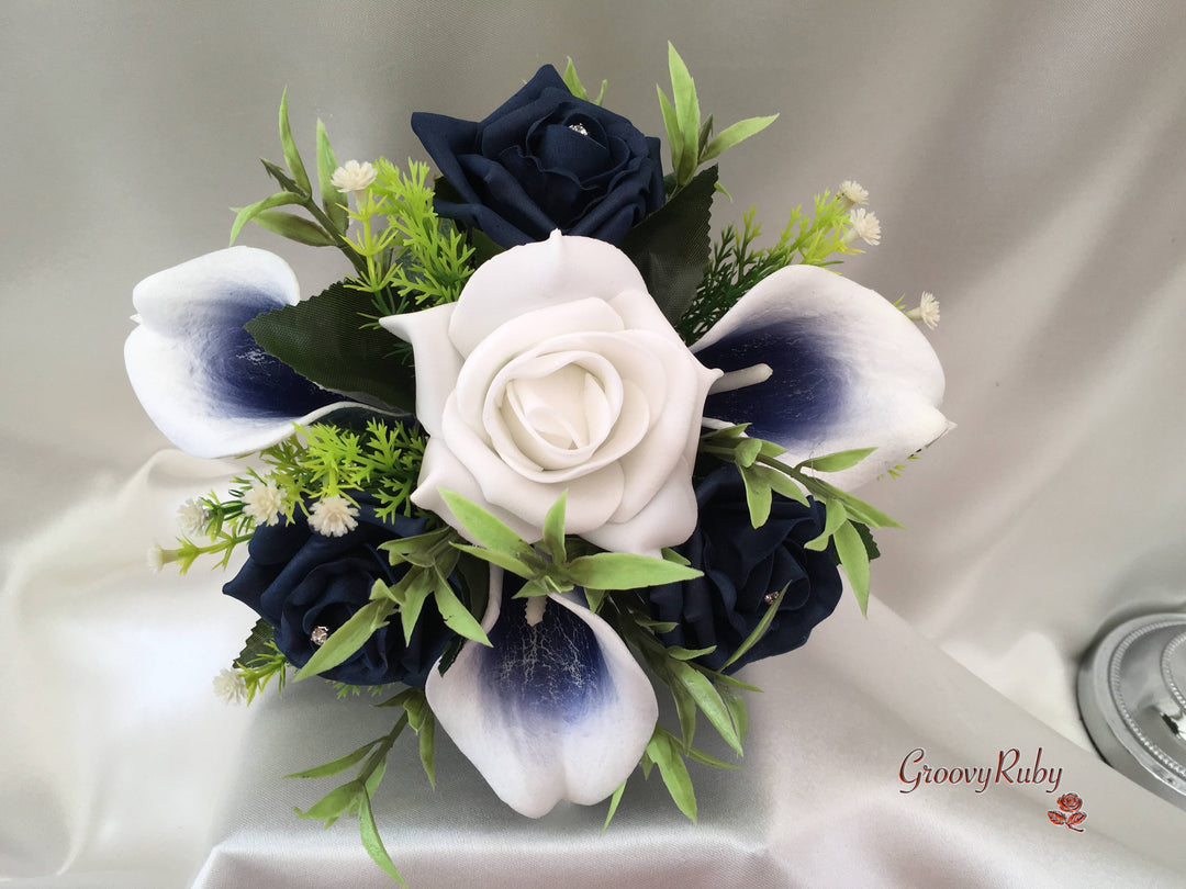 navy blue and white calla lily White & Navy Centred Calla Lilies With Roses – GroovyRuby Ltd