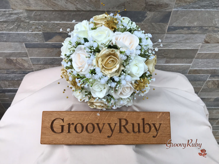 Champagne, Light Gold & Ivory Roses With Gypsophila