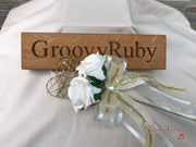 Champagne, Light Gold & Ivory Roses With Gypsophila