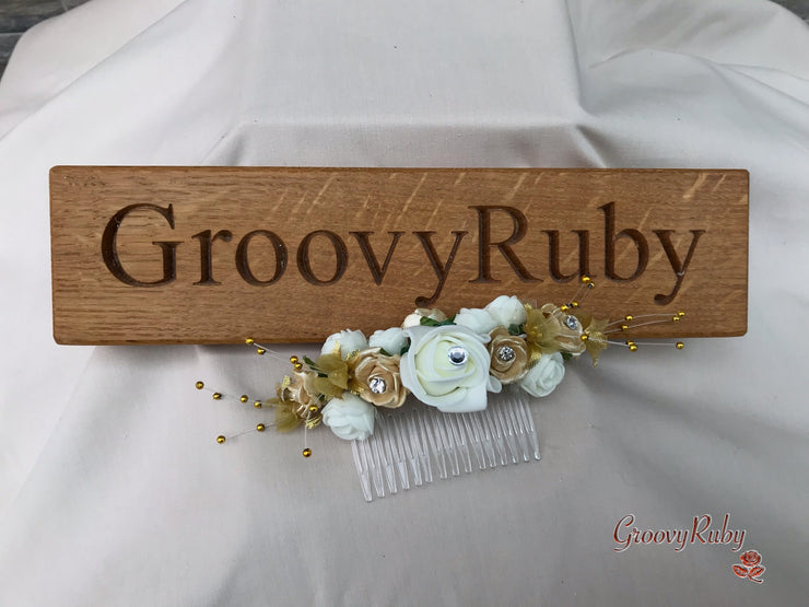 Champagne, Light Gold & Ivory Roses With Gypsophila