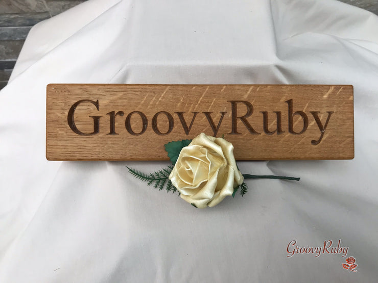 Champagne, Light Gold & Ivory Roses With Gypsophila