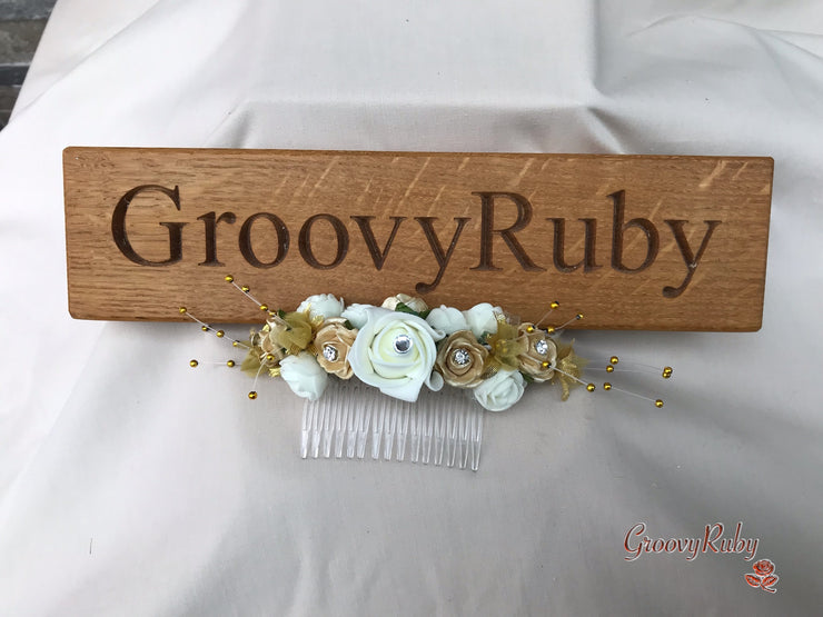 Champagne, Light Gold & Ivory Roses With Gypsophila