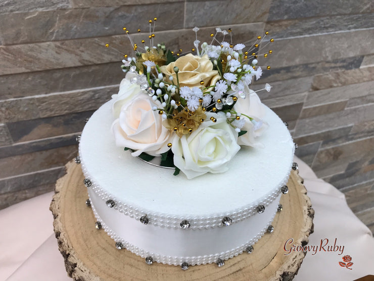 Champagne, Light Gold & Ivory Roses With Gypsophila