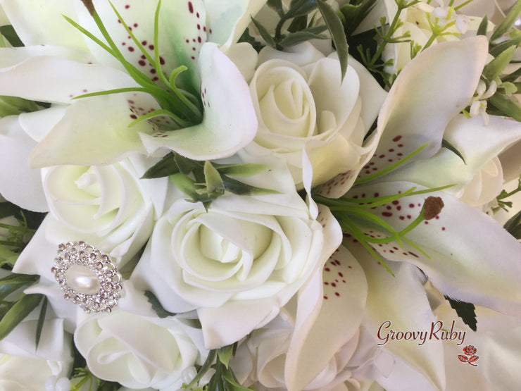 Tiger Lily & Ivory Rose Pearl Brooch With Foliage