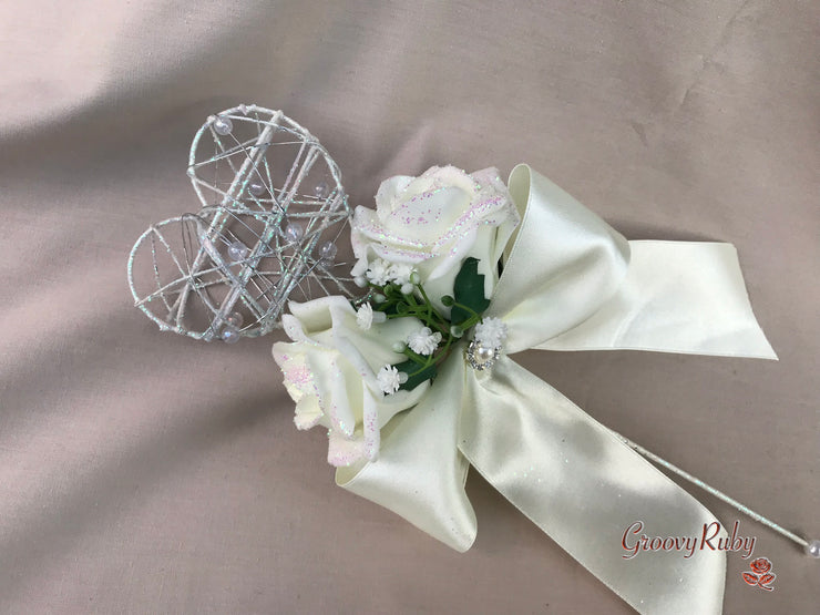Ivory Glitter Roses With Pearls & Gypsophila