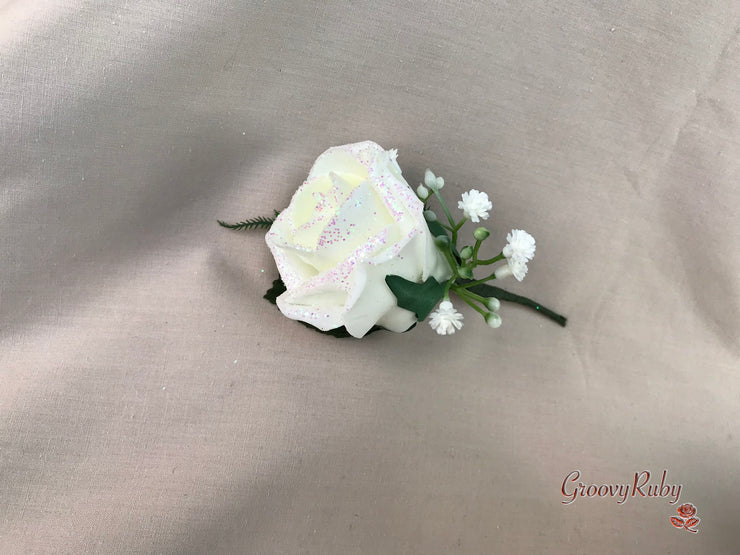 Ivory Glitter Roses With Pearls & Gypsophila