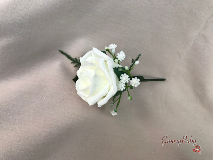 Ivory Glitter Roses With Pearls & Gypsophila