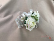 Ivory Glitter Roses With Pearls & Gypsophila