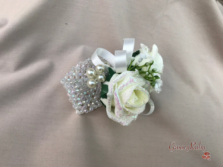 Ivory Glitter Roses With Pearls & Gypsophila