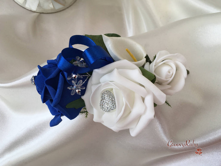 White & Blue Centred Calla Lilies With Roses & Heart Brooch