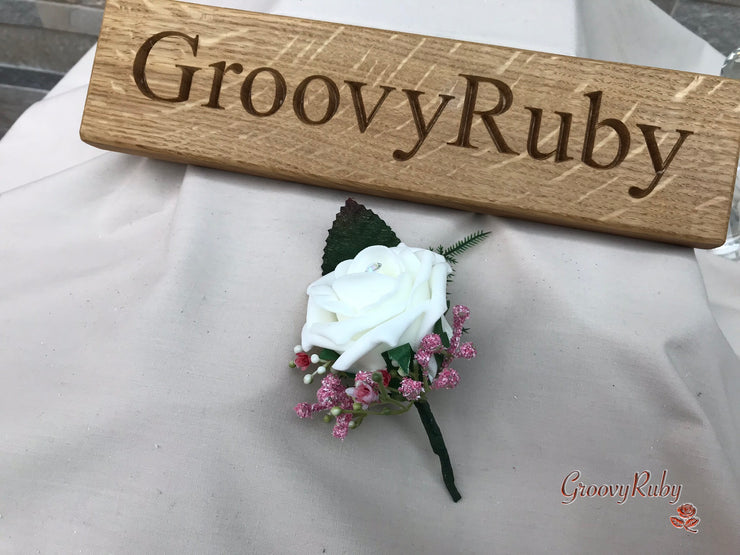 Large Ivory Foam Roses With Shades of Pink Gypsophila