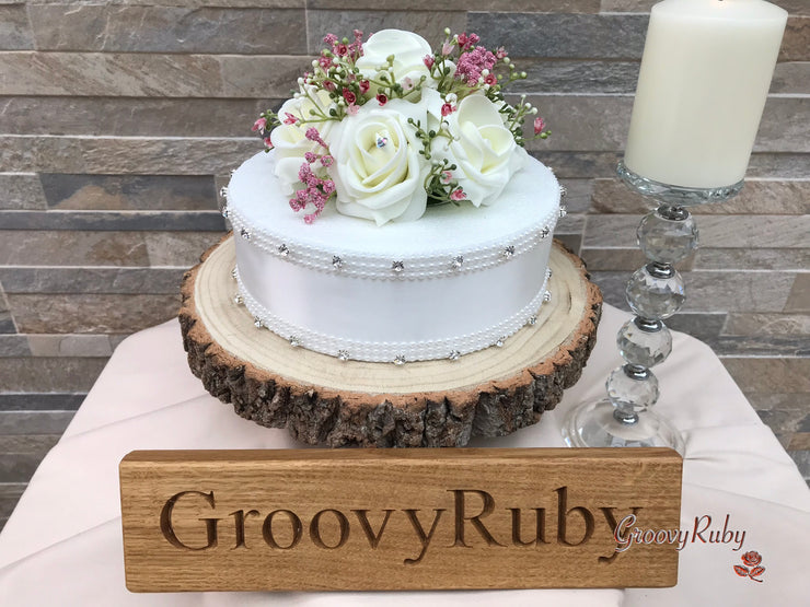 Large Ivory Foam Roses With Shades of Pink Gypsophila