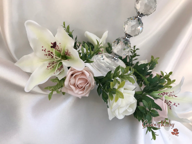 Small Tiger Lily & Mocha Pink Roses Wired Candelabra Table Rings