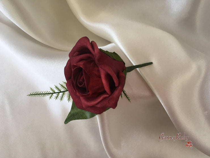 Ivory Glitter Rose, Orange Calla Lily, Burgundy Rose & Berries