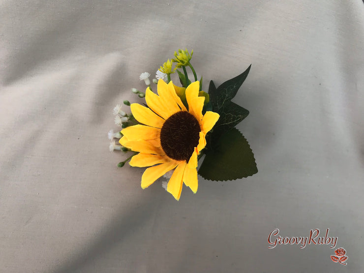 Sunflowers With Gypsophila