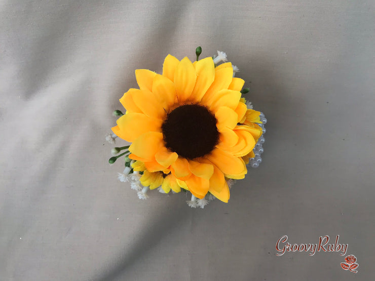 Sunflowers With Gypsophila