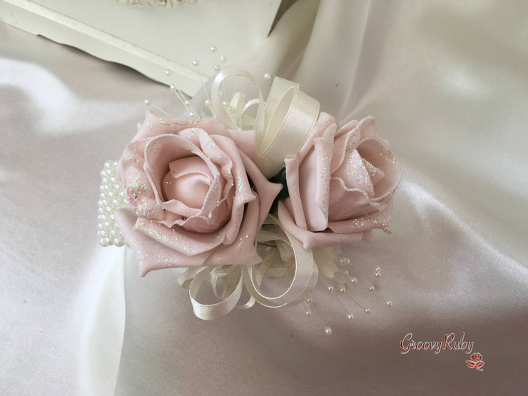 Mocha Pink Glitter Rose With Ivory Babies Breath